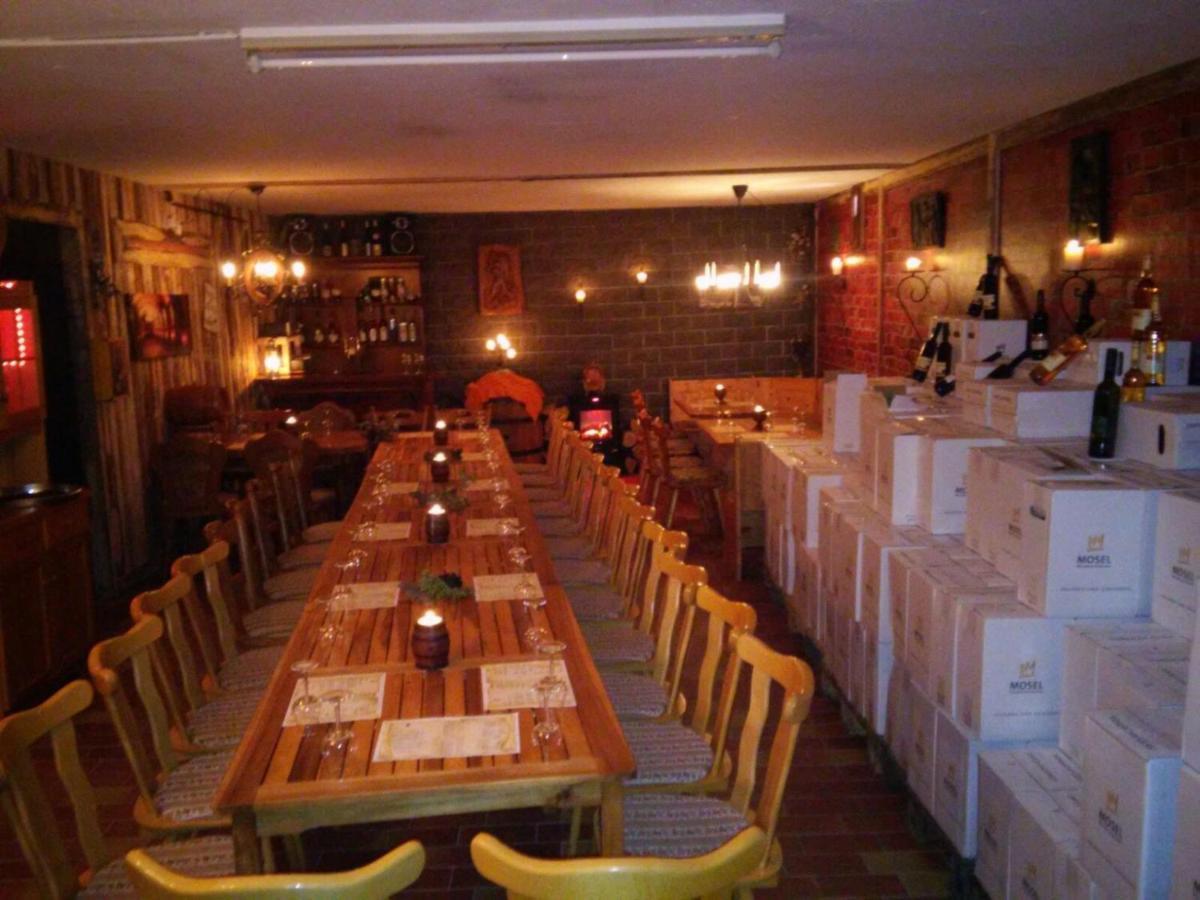 Ferienweinhaus Roemer-Knodt Kröv Buitenkant foto