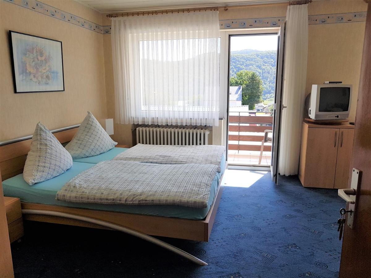 Ferienweinhaus Roemer-Knodt Kröv Buitenkant foto
